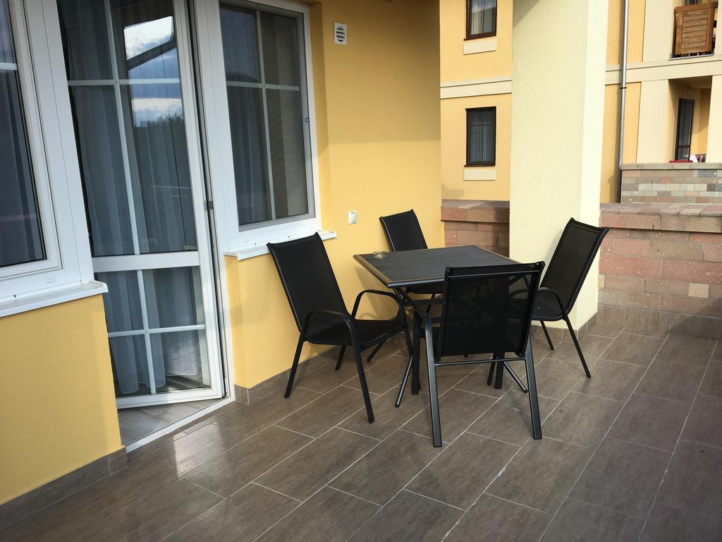 F&M Apartman Egerszalók Exteriör bild